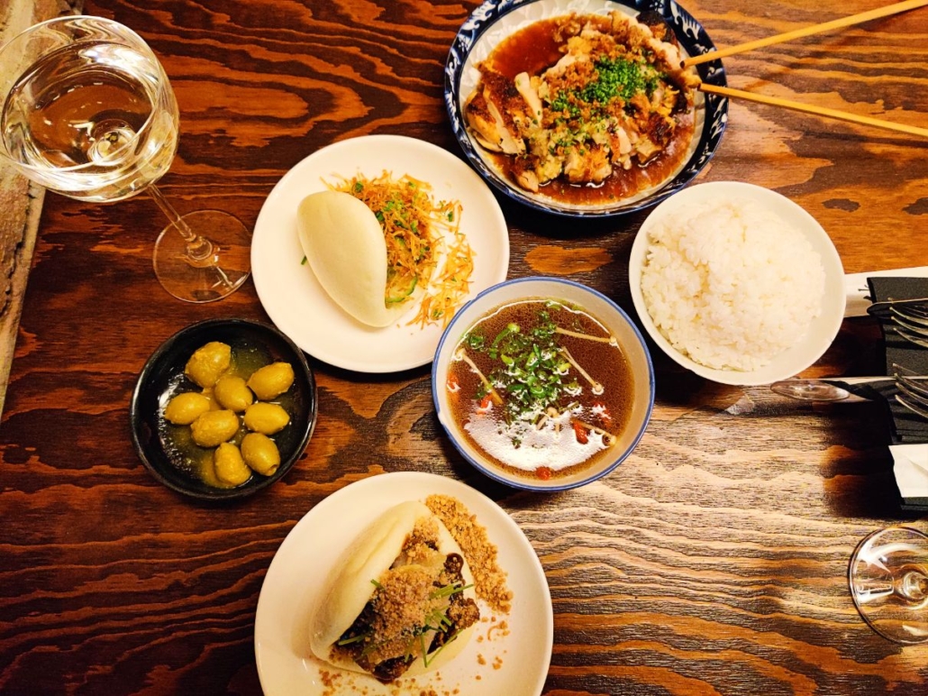 Kicsi tálak, amikbe illik belenyúlkálni mindenkinek - 101 Bistro - Olyanjó