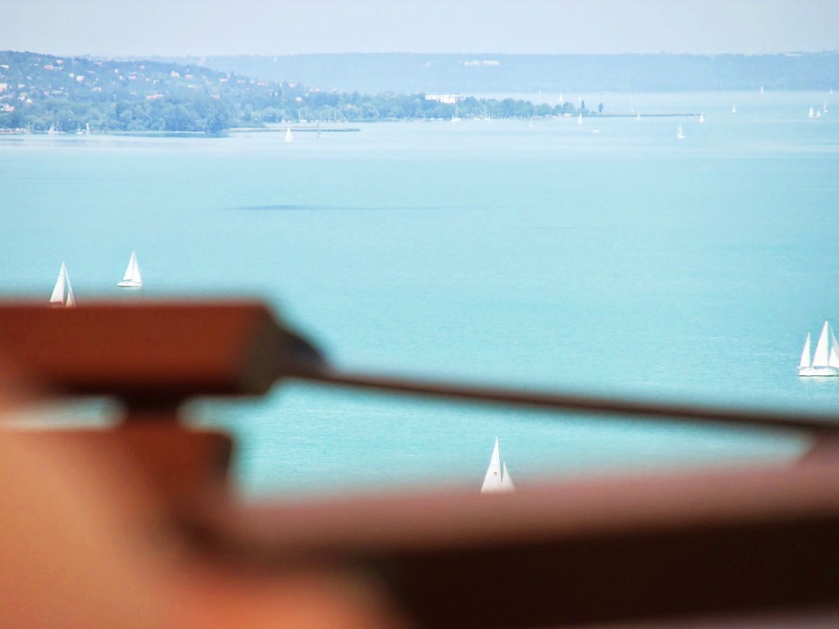 Az Apátsági Rege Cukrászda Tihany világhíres panorámája - az Olyanjó fotója