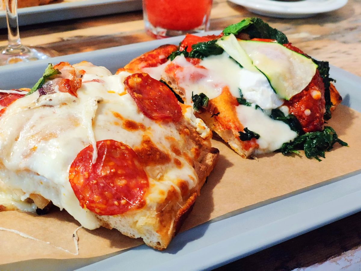 Pizza, Kávé, Világbéke - még egy pizza kombináció - az Olyanjó fotója