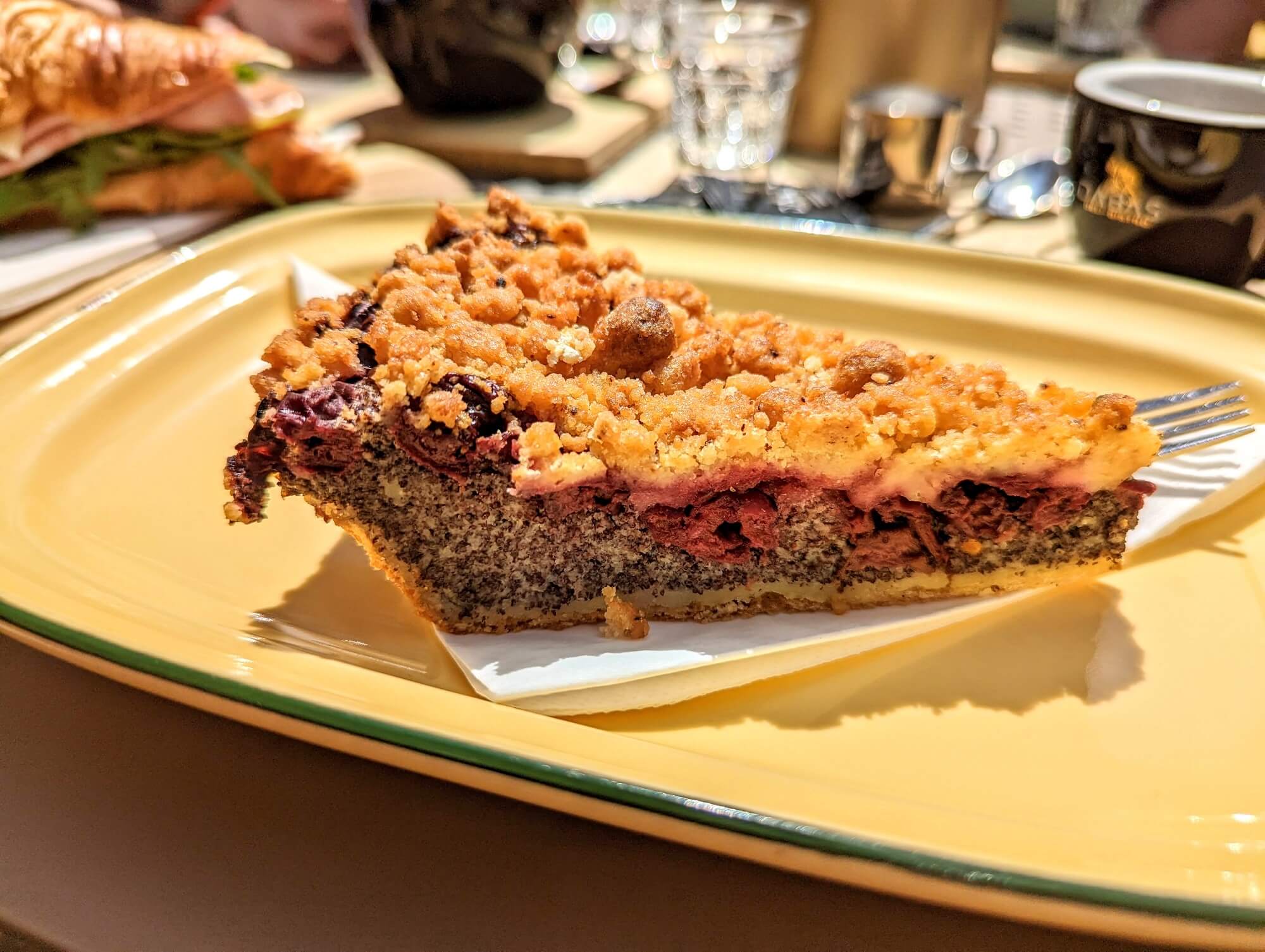 Meggyes-mákos pite - Dabas Deli - az Olyanjó! fotója