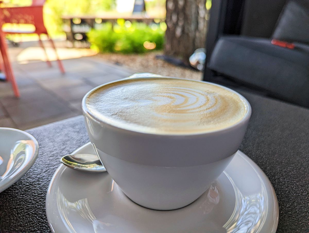 A sima lattéban is erősek - R Coffee & Roastery Rétság - az Olyanjó fotója